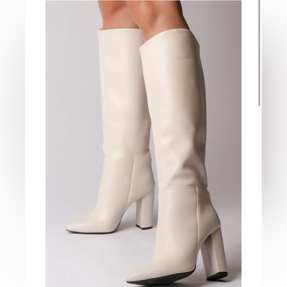 Woman’s below knee faux leather HEEL OFF-WHITE BOOTS
